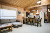 Kompleks Guest House Barents 무르만스크 호텔