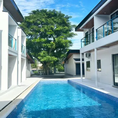 Bohol Diver's home resort Hotels near Pungtud Island