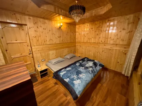 Oh Yaara | Stay n Cafe | Tosh