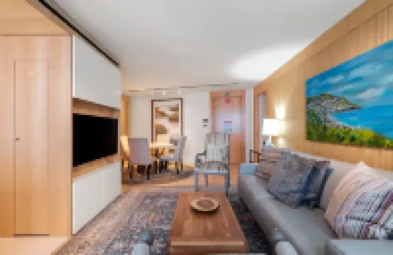 Rooftop Jacuzzi Penthouse at Savoy Insular