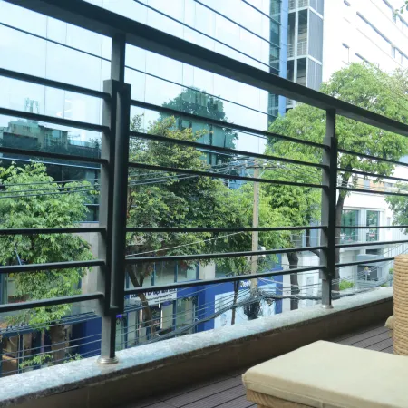 Nguyen's Home Saigon Airport Отели рядом с достопримечательностью «Парк Dam Sen»