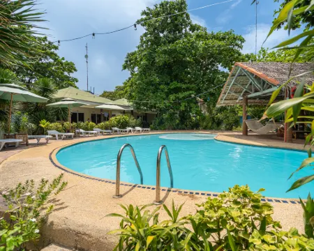 The Shark's Tail Dive Resort Hotels in Logon