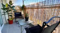 Ling Cozy Koukaki Home