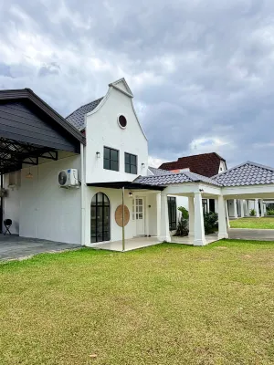Wabi Sabi A’Famosa Villa | Private Pool - Pet friendly
