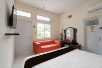 Collection O near Club Golf Bogor Raya formerly Homestay Helinium Syariah - Wi-Fi