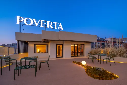 poverta-stay hotel - Park Yeri