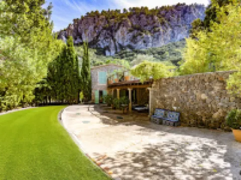 Impressive Retreat near Valldemossa Hotels in Valldemossa