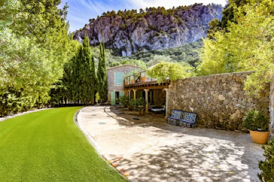 Impressive Retreat near Valldemossa