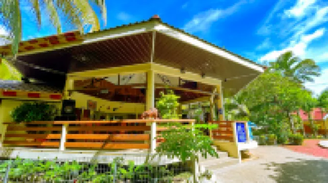 Cavesera Residencia Farm and Resort