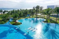 A Seaview Arena Cam Ranh - مسبح غير متناهي