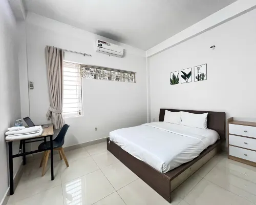StayX House Hotels near District 7