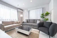 10 min walk Nagoya Sta / 6 BR / 18 ppl / 2 free PK Hotels in 