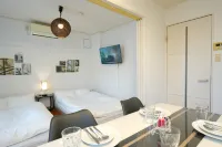 S1 1-minute walk from JR Imamiya Station | 1 stop from Namba Station | Maximum 6 |