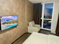 Vivaldi White Hall Clean and Cozy - parkir
