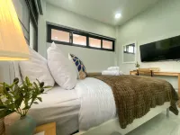Ubon Hide Away - Balkoner
