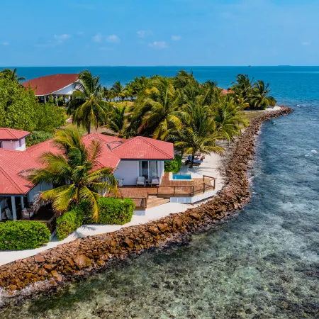 Ray Caye Resort