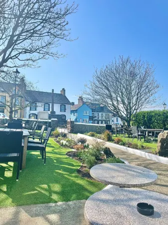 St Davids Cross Hotel Отели в г. Сент-Дейвидс