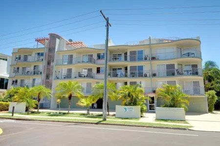 Sailfish Cove Apartments