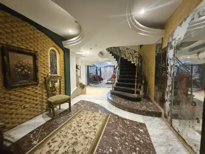 Villa Apartment Nile View in City Center Hoteller i Old Cairo