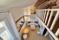 Cozy Studio– Mezzanine/2P– Central/ Port St-Tropez