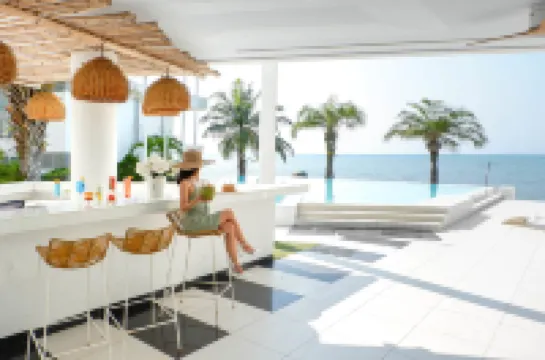 Pure Sunset Beach - By Mikihollick