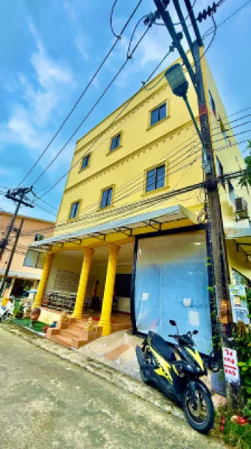 Cozy Bay Rawai Hotels near Ripple Plus