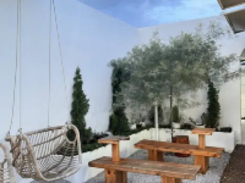 กรีน ไวท์ รีสอร์ท แอนด์ คาเฟ่ โรงแรมในอำเภอ ชุมแพ