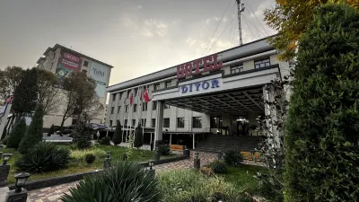 Diyor Hotel のホテル