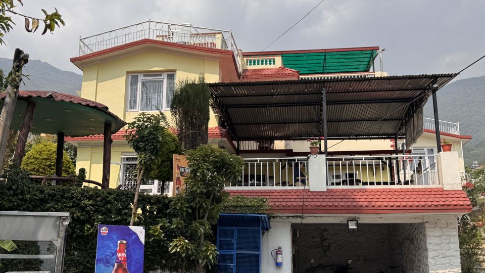 555 Home Stay and Restaurant