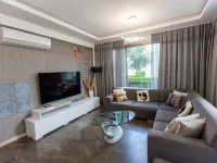 Black Jack Apartment next to Chamada Hotel Casino by HolidayKeys Ξενοδοχεία στην πόλη 'Αγιος Επίκτητος