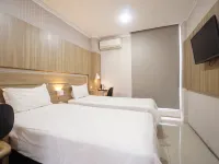 Townhouse Oak Hotel Damar Kurung Hotel a Reggenza di Gresik