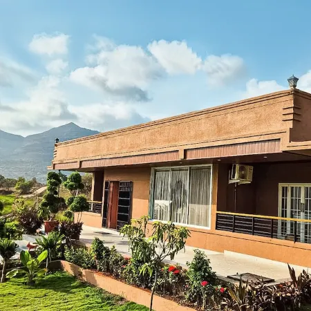 Welcome to Nearcations (Jal Parvat Villa)