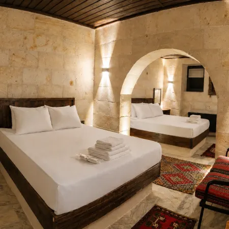 VINEV - The Belvedere - Signature Suite