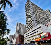 Coast Residences MOA - プール