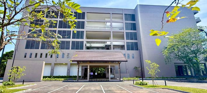 Waters Edge Hotel Hotele w: Kolombo