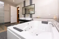 Tanjung Bungah 5Br 18 Bungalow Ktv