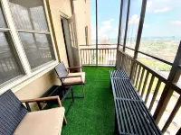 21st Floor Cozy Condo at the Center of DT ATL