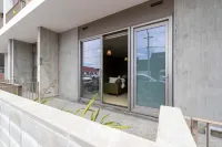 Petone Two Bedroom Apartment with Private Balcony