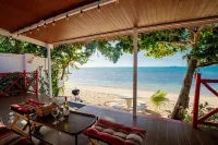 Oceanfront Villa at Bang po Beach Koh Rooms - Villas