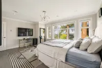 Haven Executive Villa in Great Vancouver - ที่มีฟิตเนส