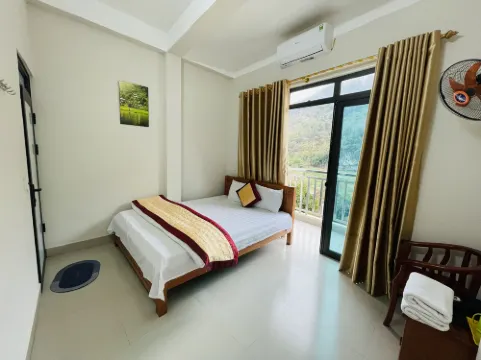 BaBe Lake - NHA NGHI THU NHAC Hotels in Ba Be District