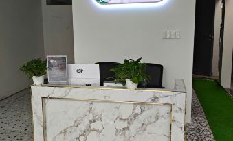 LA HOTEL THOAI NGOC HAU