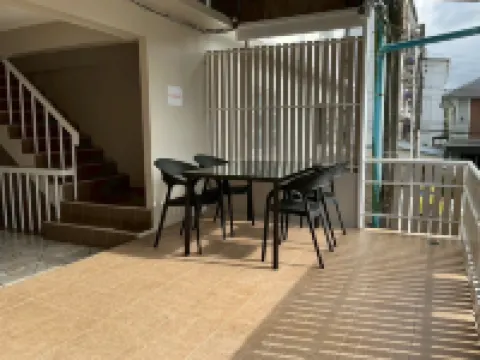 ลิ้ตเติ้ล รูมส์ โรงแรมในอำเภอเมืองจันทบุรี