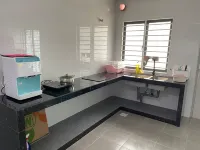 KY Happiness Homestay Tanjong Karang