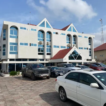 Airport West Hotel