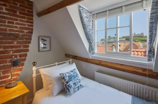 Host & Stay | Amber Cottage Hotels in 