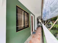 Lazy Daze Hometel Boracay