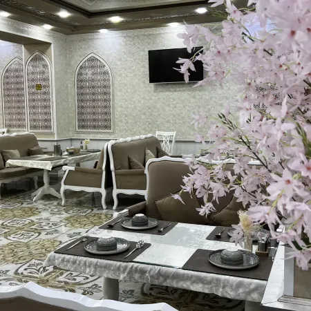 Ohu Palace hotel
