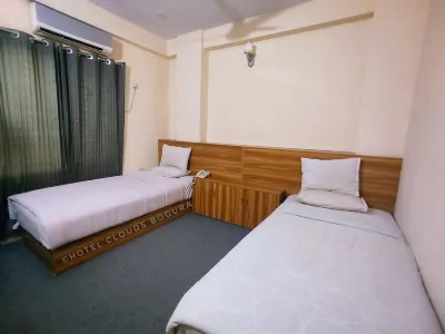 Hotel Clouds Bogura Отели в г. 
