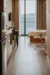 ICON 40 · Bay View + Halo Show · Japandi Studio - 2-Star